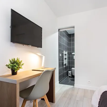 D&e Paris-disney: 5-bedroom With Netflix Apartment Champs-Sur-Marne