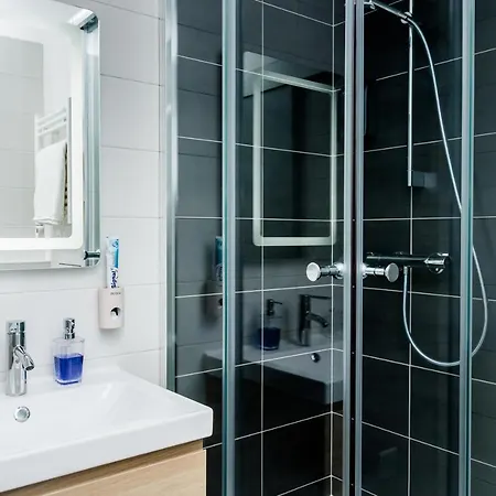 D&e Paris-disney: 5-bedroom With Netflix Champs-Sur-Marne