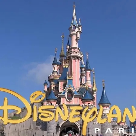 D&e Paris-disney: 5-bedroom With Netflix Apartment