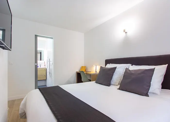 D&e - Paris-disney - Holidays - De - 5 Chambres- 5 Sdb - 5 Bedrooms - 5 Bathrooms - Netflix * שאנז סור-מרנה