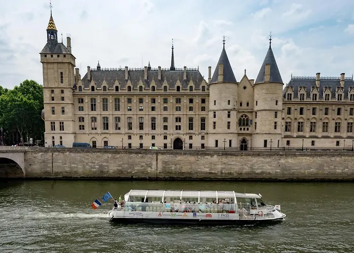 דירה D&e - Paris-disney - Holidays - De - 5 Chambres- 5 Sdb - 5 Bedrooms - 5 Bathrooms - Netflix שאנז סור-מרנה